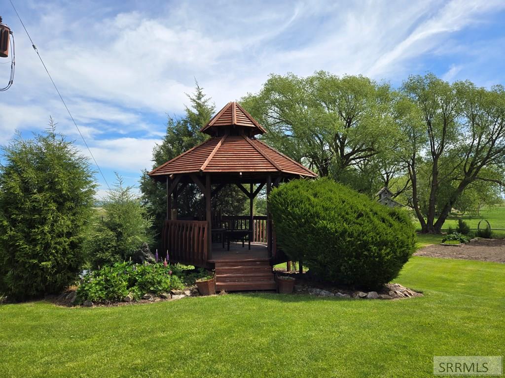 674 N 2800 E Property Photo 17