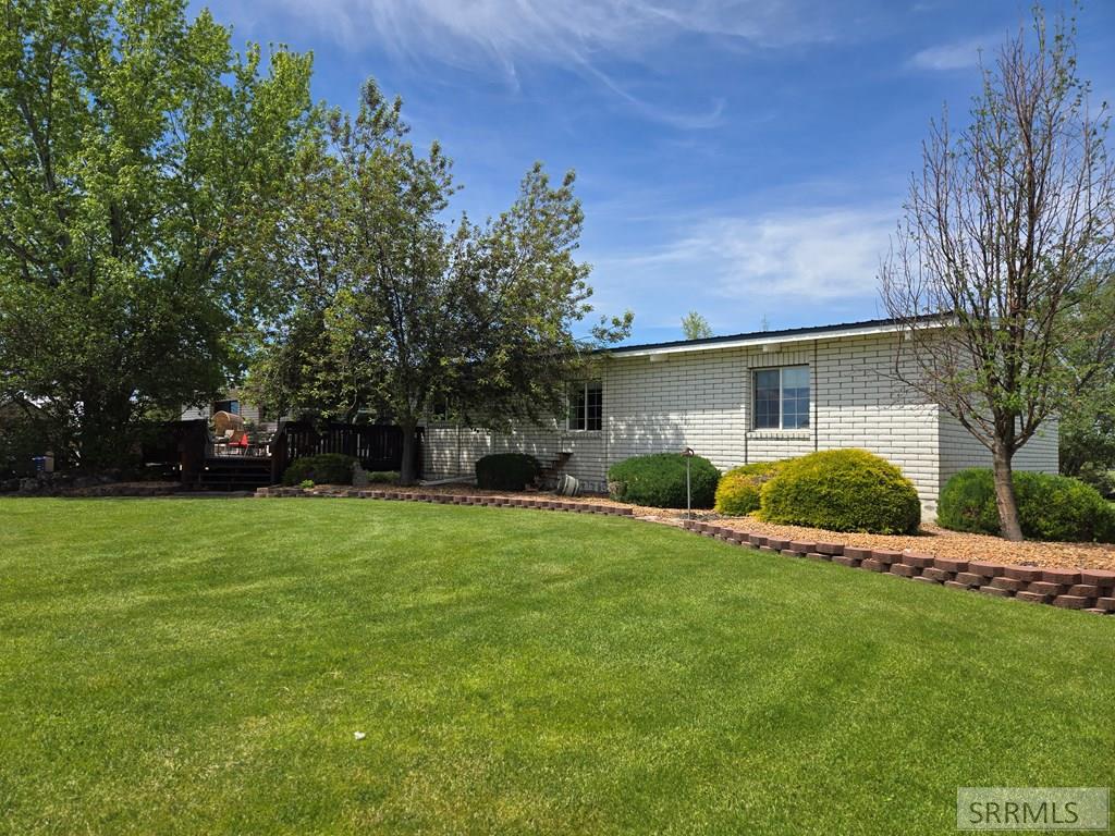 674 N 2800 E Property Photo 18