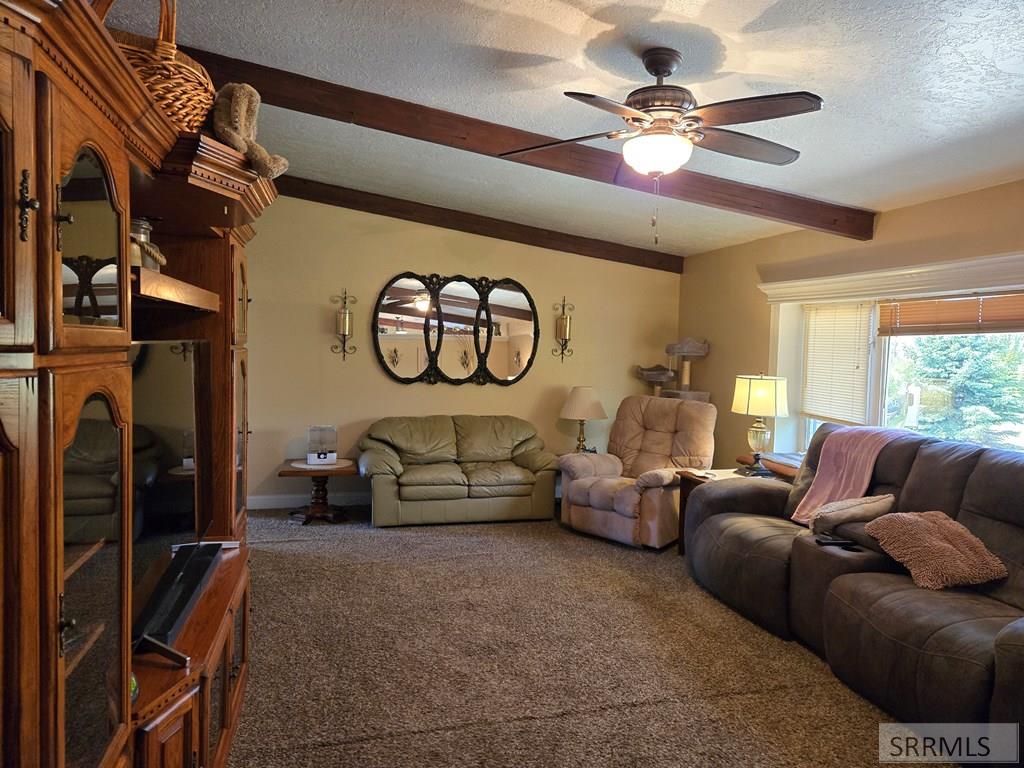 674 N 2800 E Property Photo 24