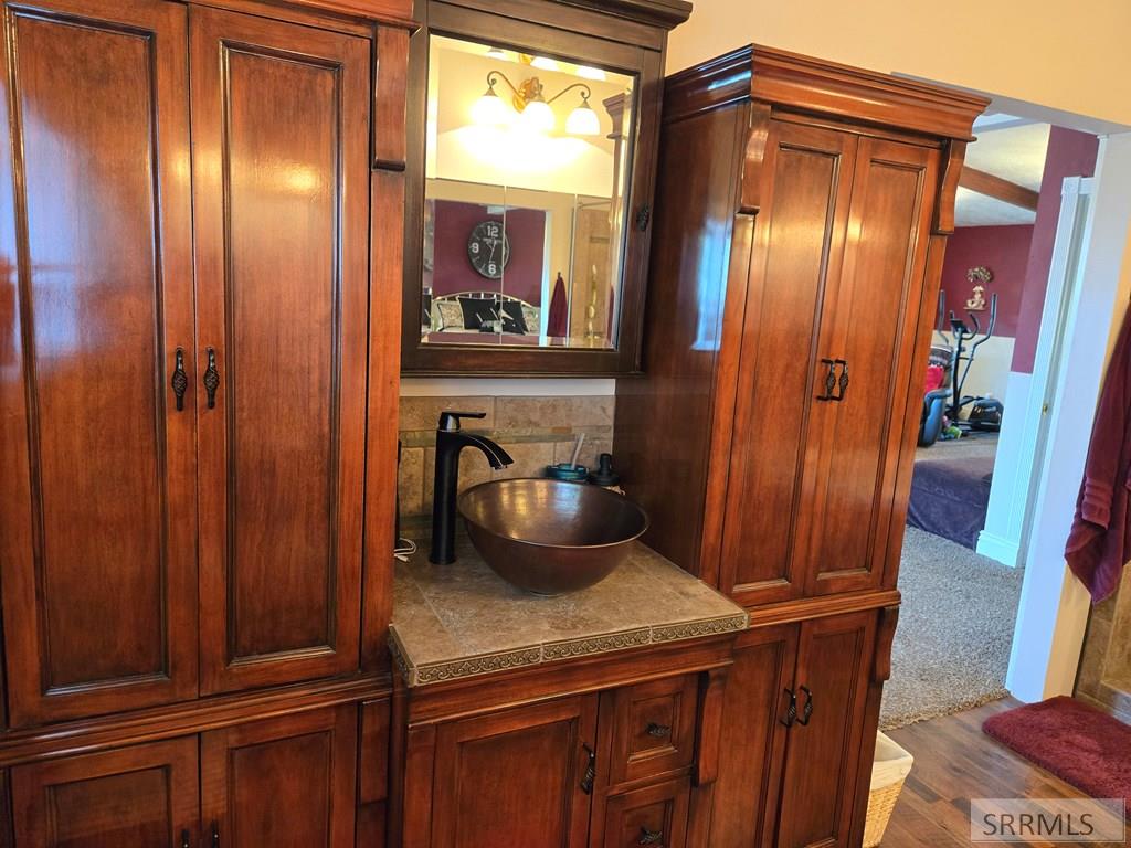 674 N 2800 E Property Photo 26