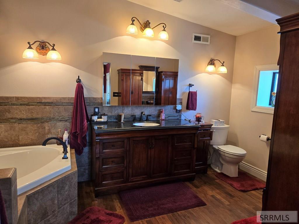 674 N 2800 E Property Photo 27