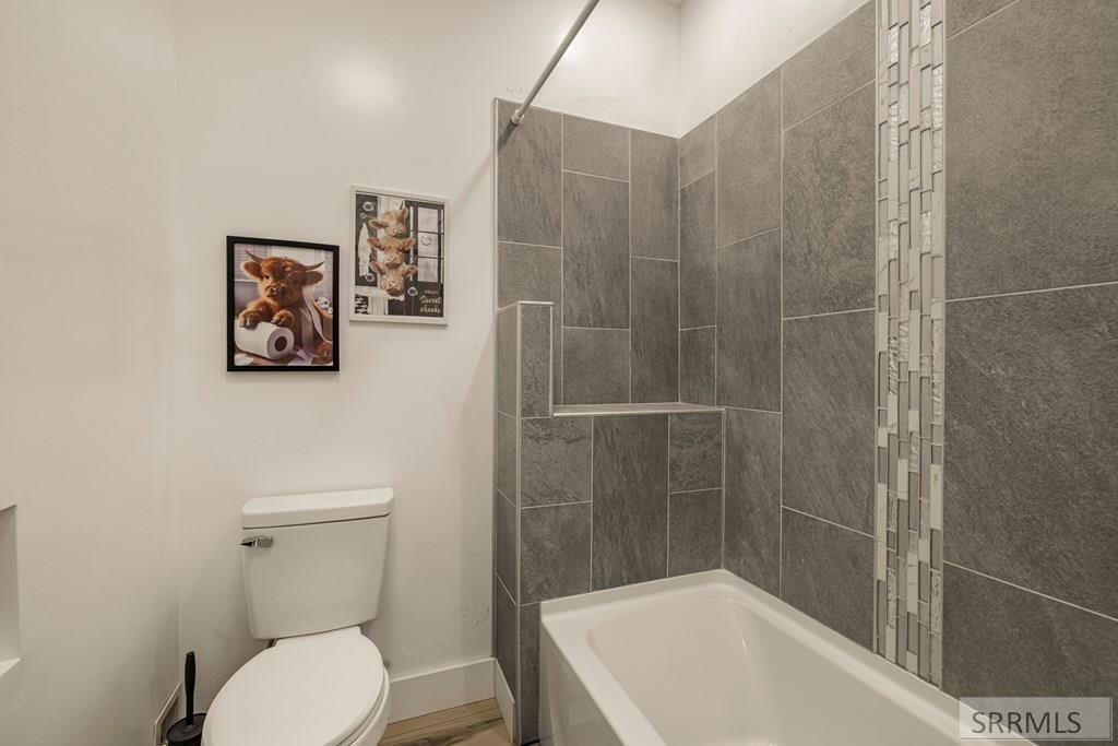 3735 Hirschi Loop Road Property Photo 45