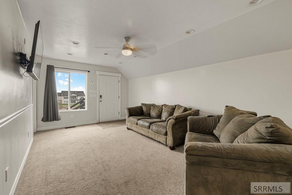 3735 Hirschi Loop Road Property Photo 70