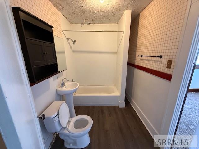 340 W Connor Street Property Photo 14