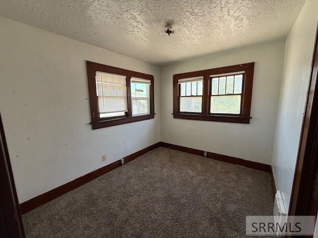 340 W Connor Street Property Photo 18