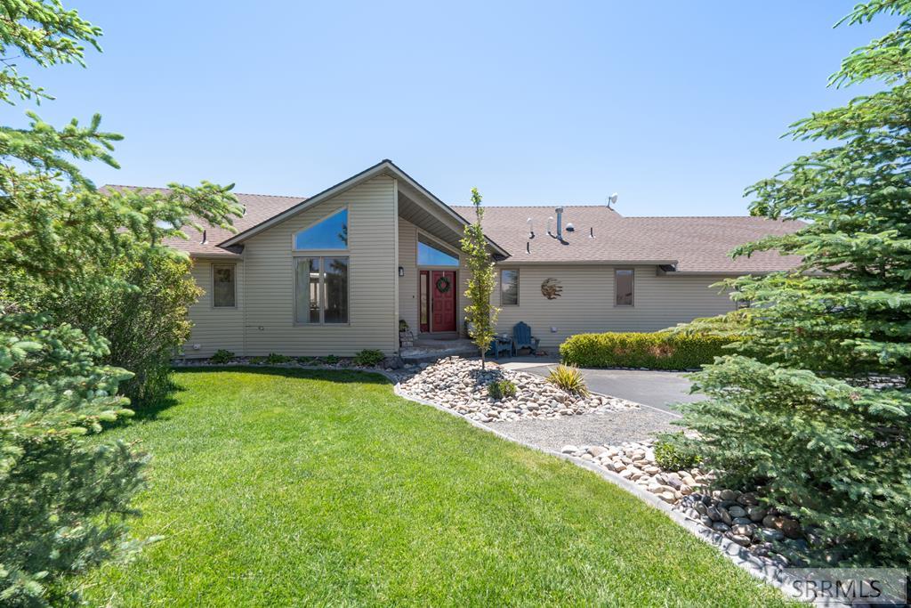7160 E Rimrock Drive Property Photo
