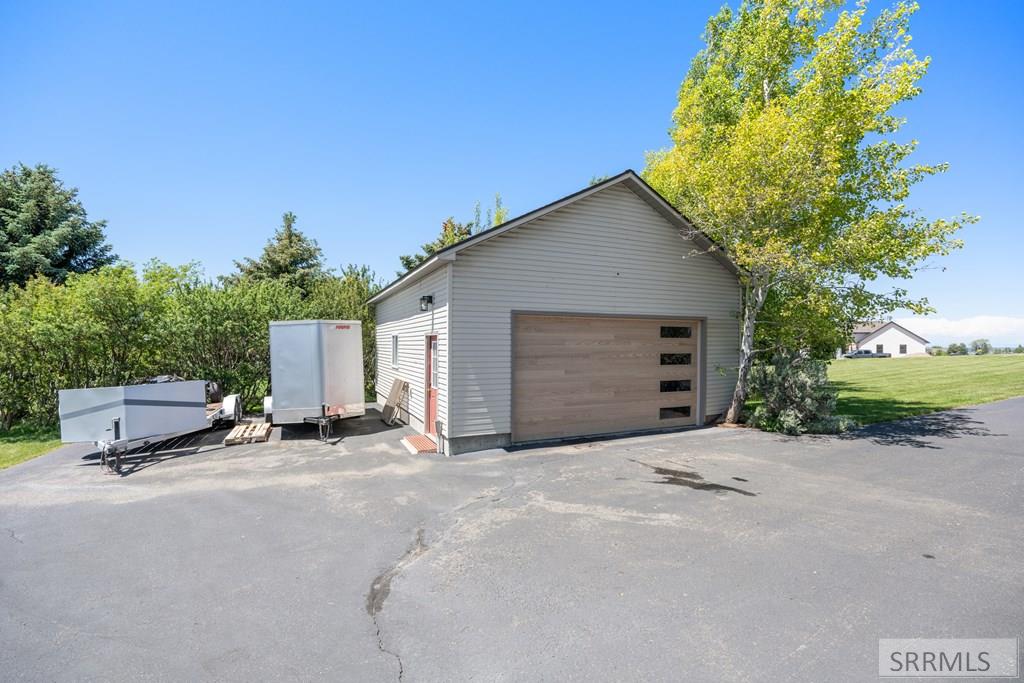 7160 E Rimrock Drive Property Photo 8