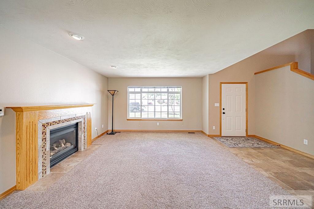 275 Richmond Circle Property Photo 5