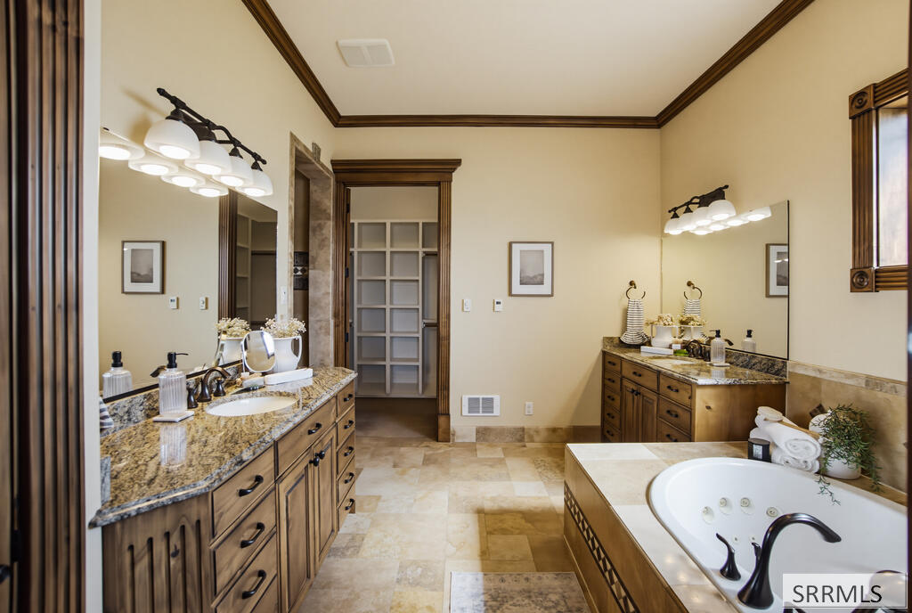 1248 E Lazy Lane Property Photo 53