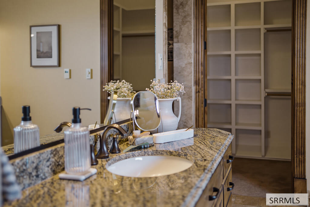 1248 E Lazy Lane Property Photo 54
