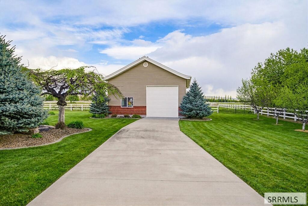 1248 E Lazy Lane Property Photo 87