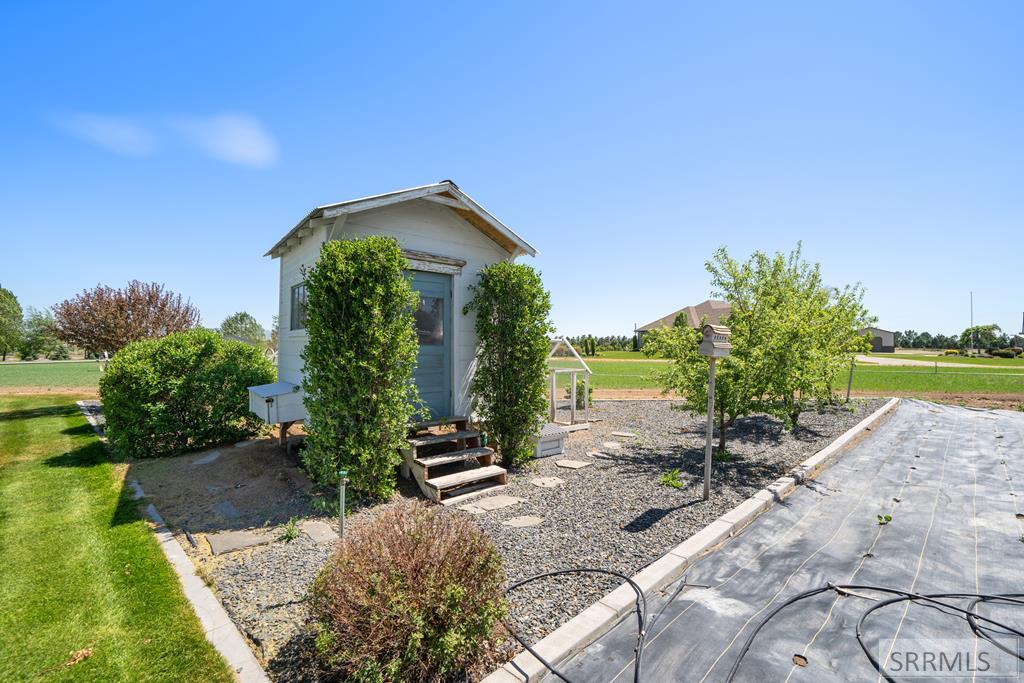 1059 N 575 E Property Photo 14