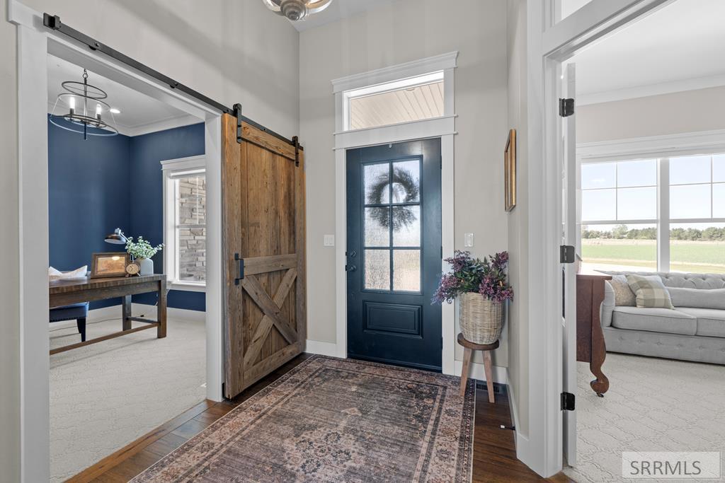 1059 N 575 E Property Photo 16