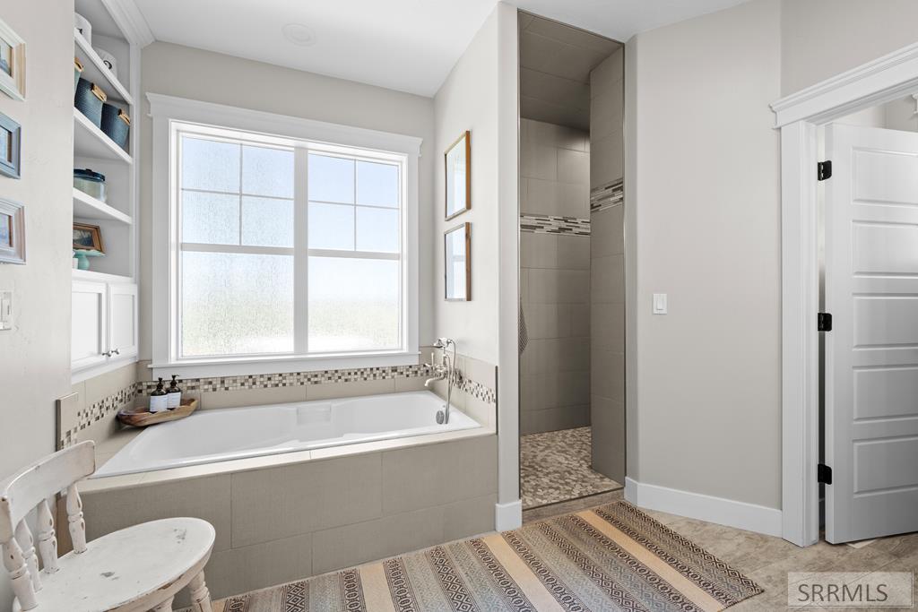 1059 N 575 E Property Photo 44