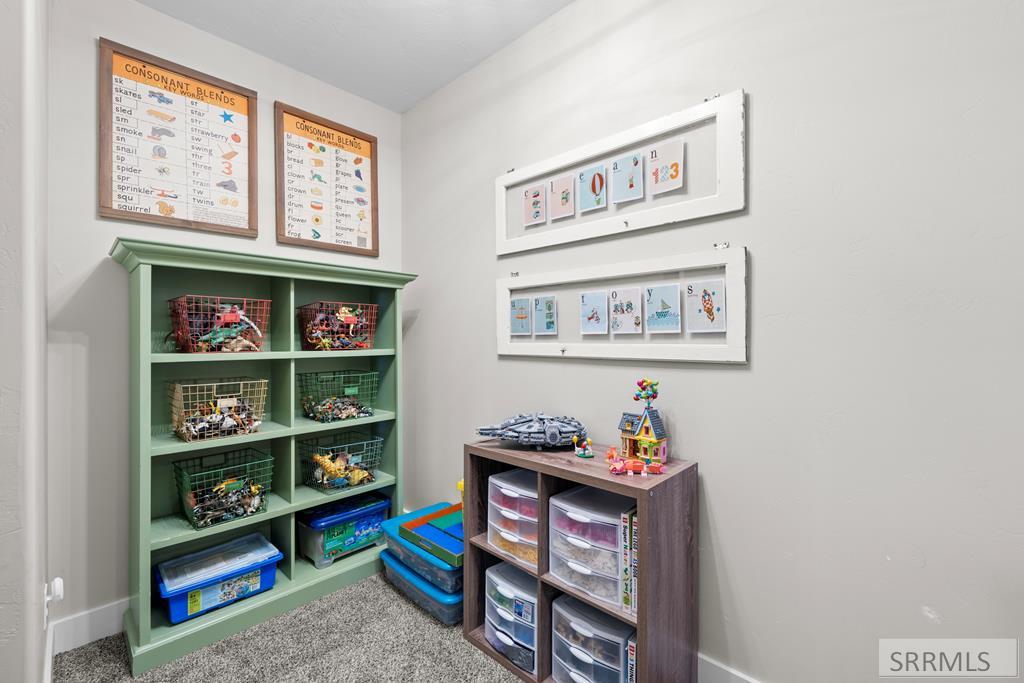 1059 N 575 E Property Photo 57