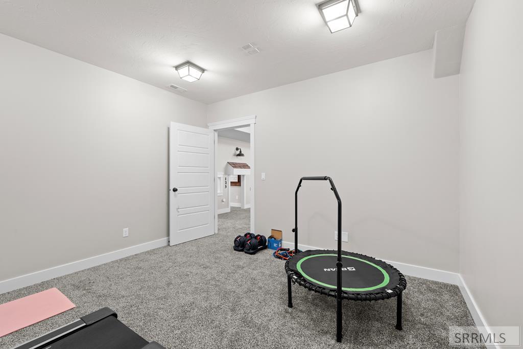 1059 N 575 E Property Photo 61