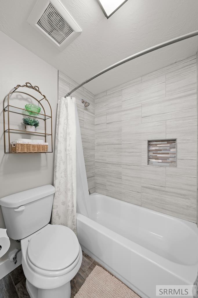 1059 N 575 E Property Photo 69
