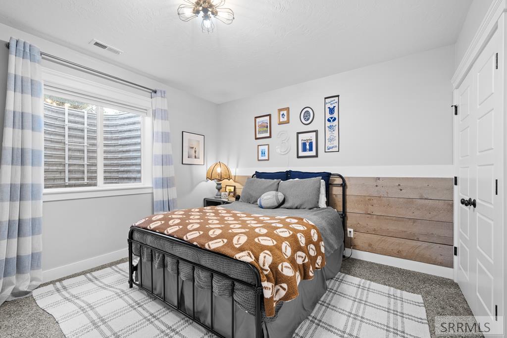 1059 N 575 E Property Photo 76