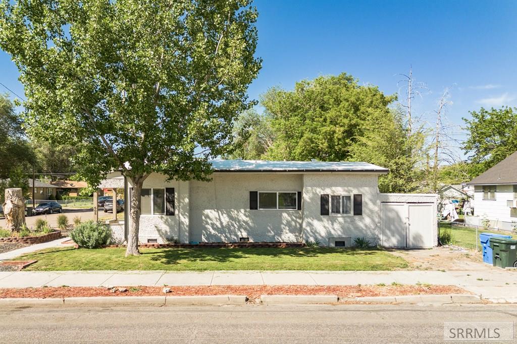 605 N 10th Avenue Property Photo 25