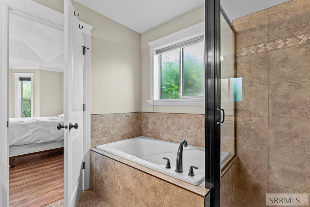 1917 Lexington Avenue Property Photo 21