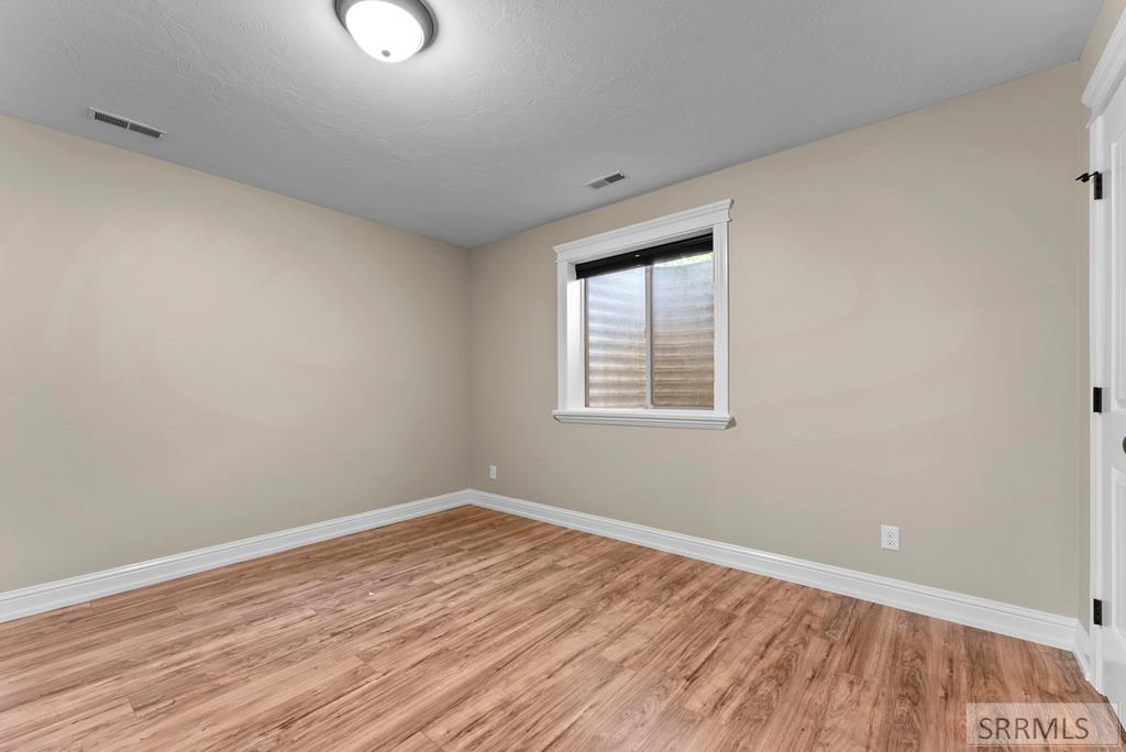 1917 Lexington Avenue Property Photo 31