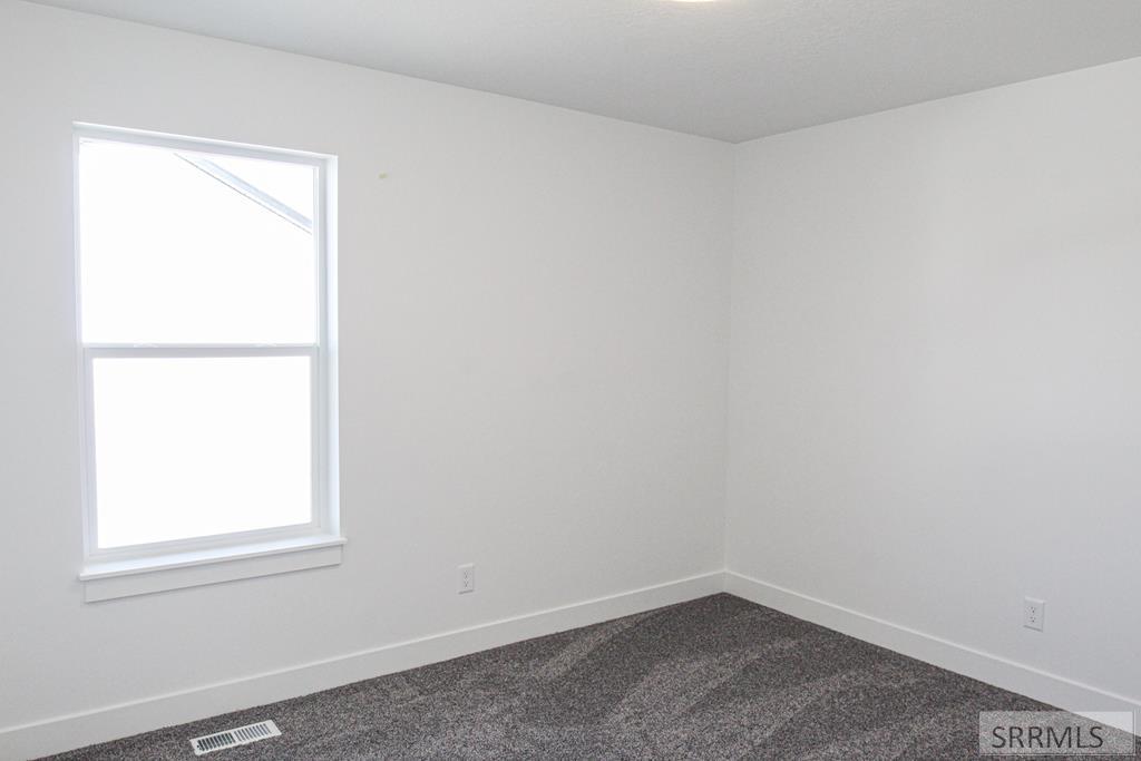 2857 N Grant Avenue Property Photo 22