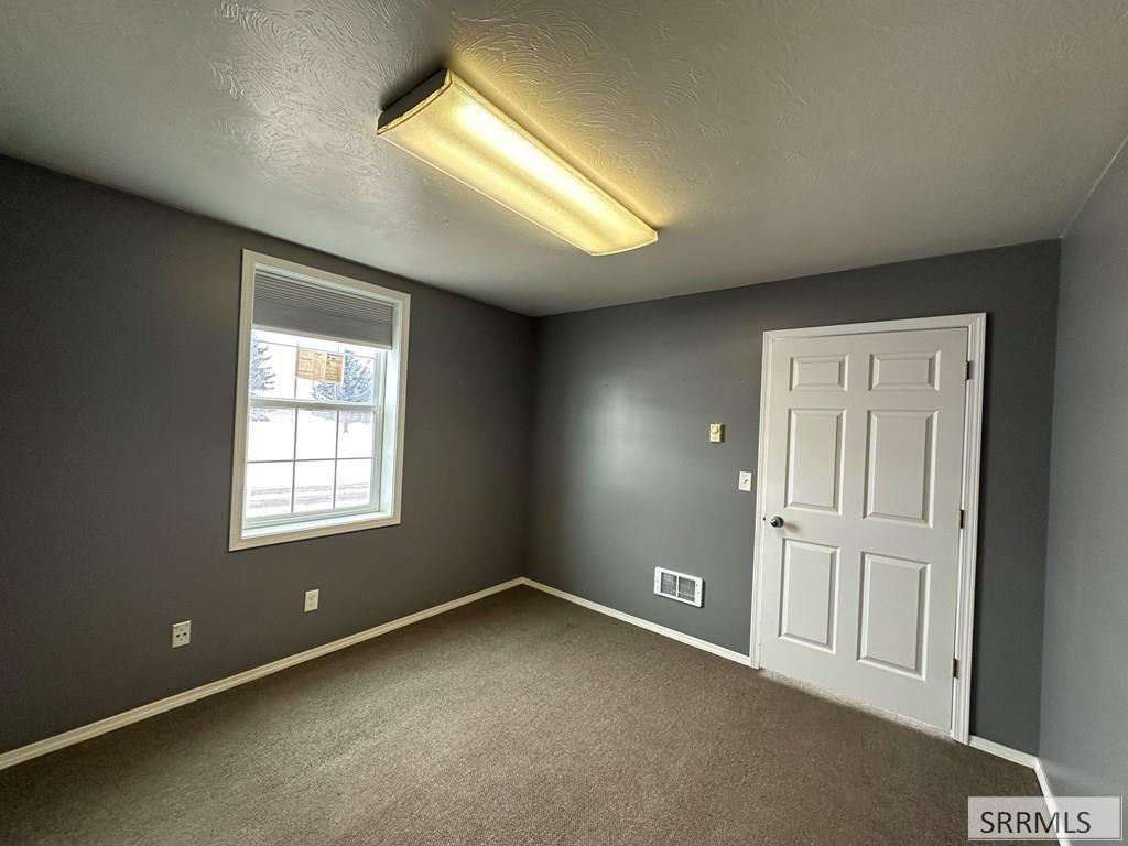 3821 Professional Way Property Photo 14