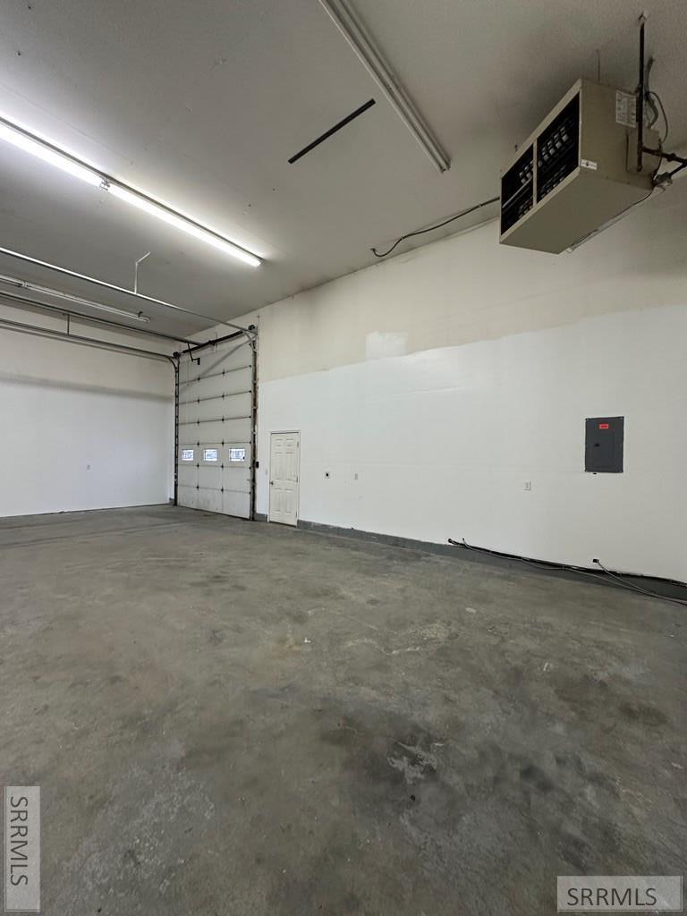 3821 Professional Way Property Photo 17