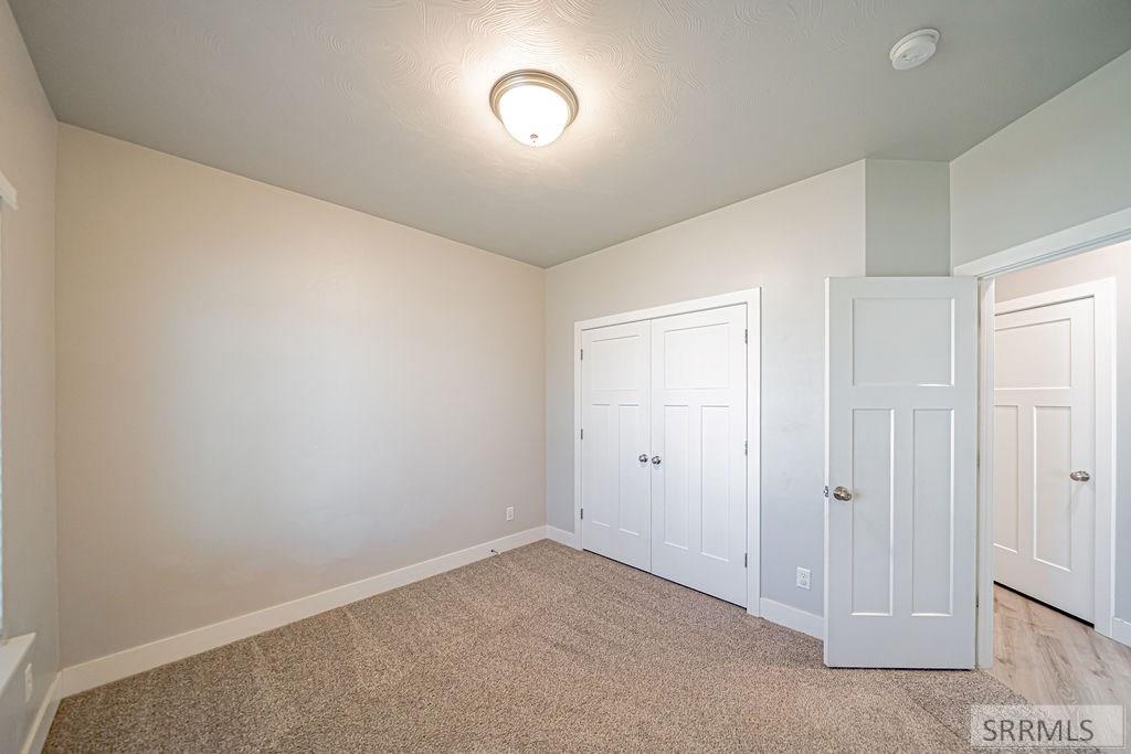 2910 E Larson Drive Property Photo 20