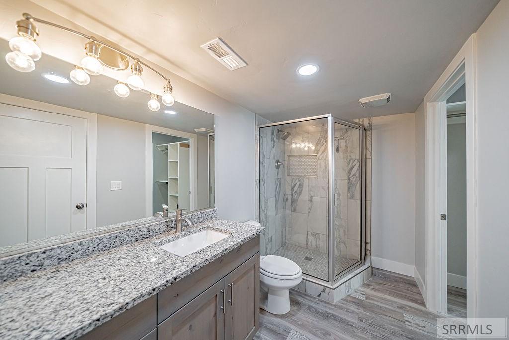 2910 E Larson Drive Property Photo 25