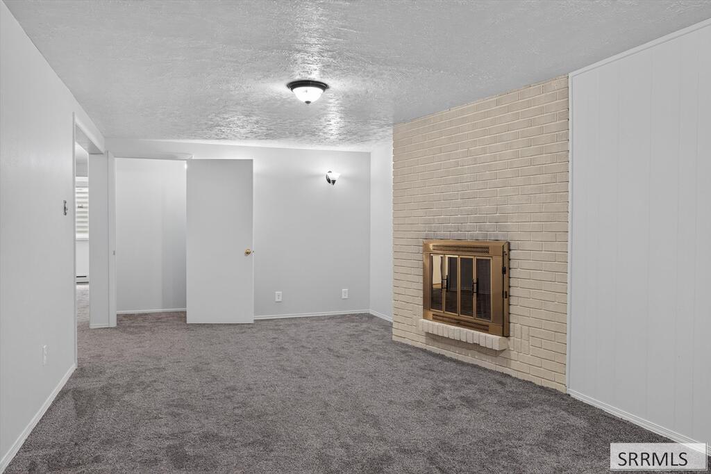 27 Drake Property Photo 33