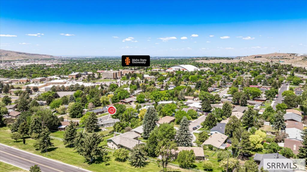 27 Drake Property Photo 45