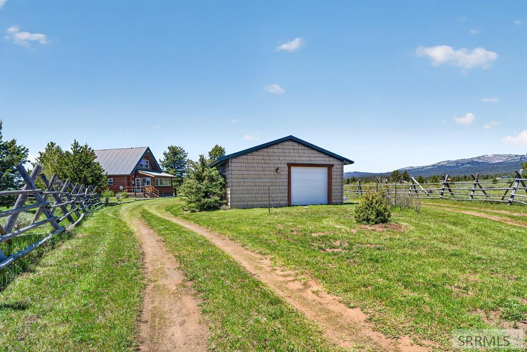 3995 Cowan Road Property Photo 1