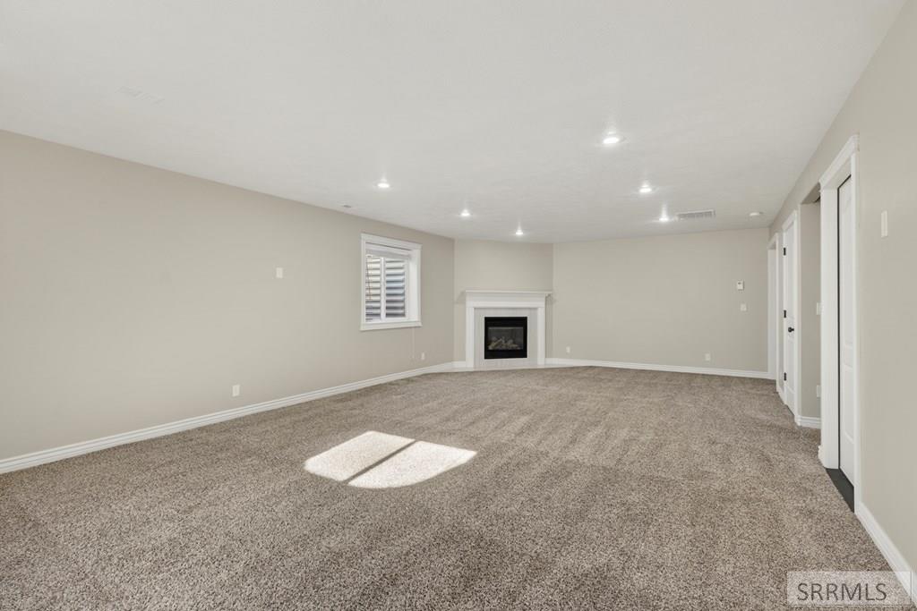 1045 Arctic Willow Drive Property Photo 25