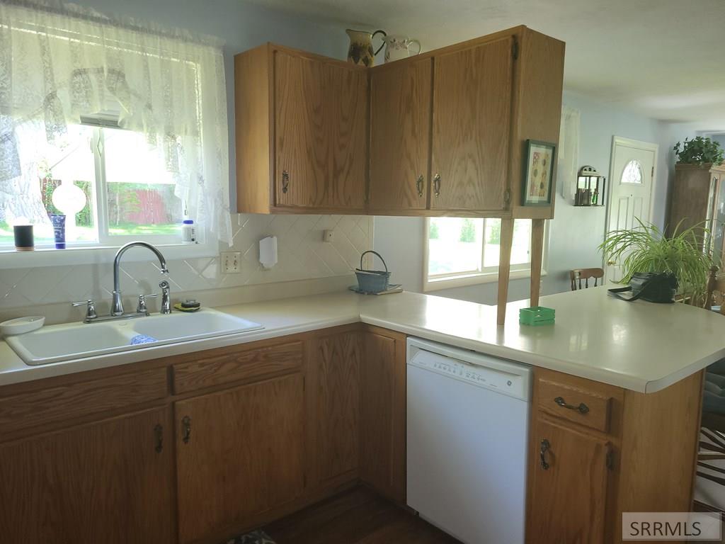 560 N Front Street Property Photo 20