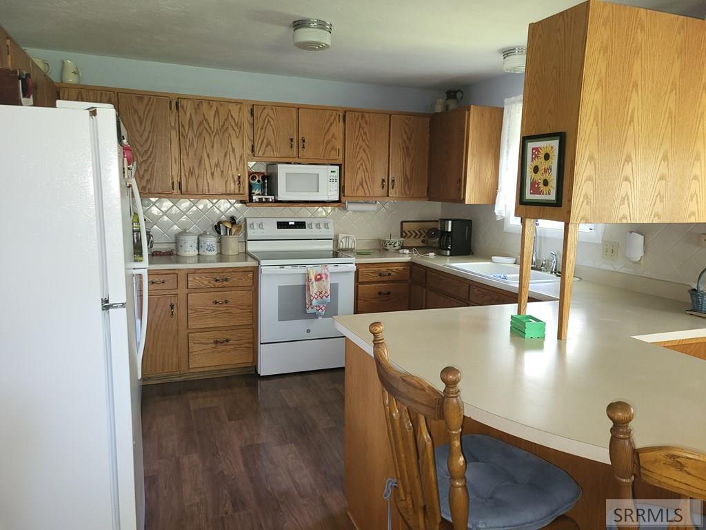 560 N Front Street Property Photo 25