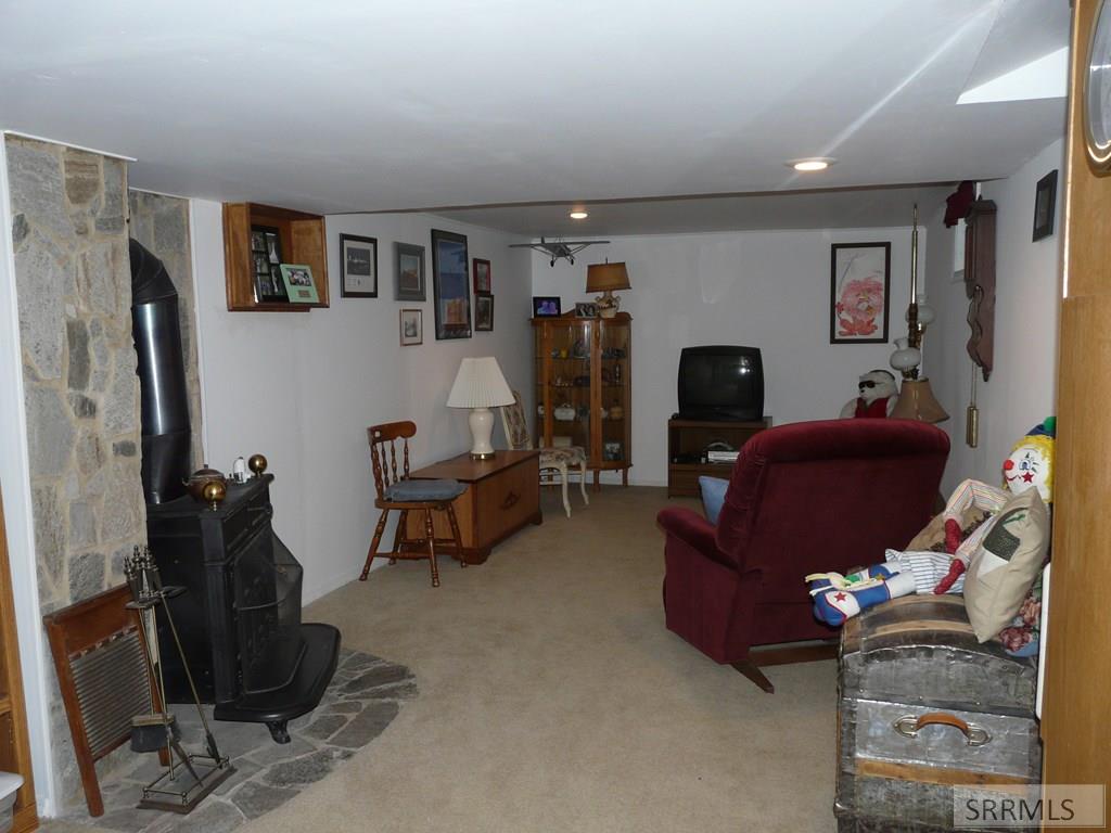 560 N Front Street Property Photo 44