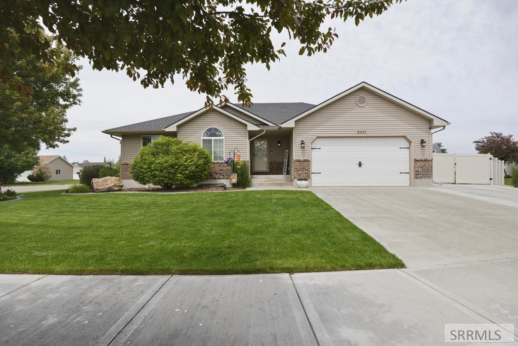 5343 Barton Court Property Photo 1
