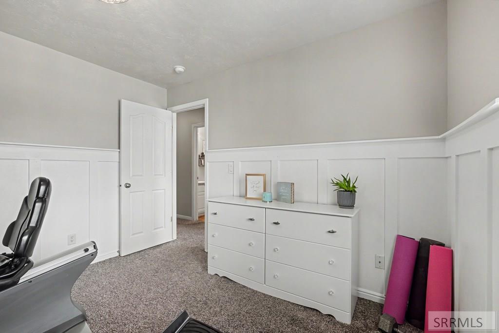 5343 Barton Court Property Photo 23