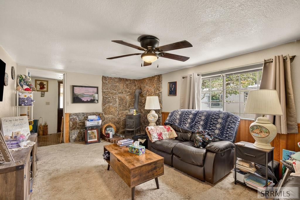 200 Holly Street Property Photo 6