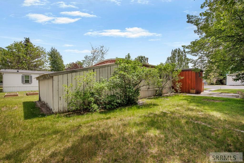 200 Holly Street Property Photo 17