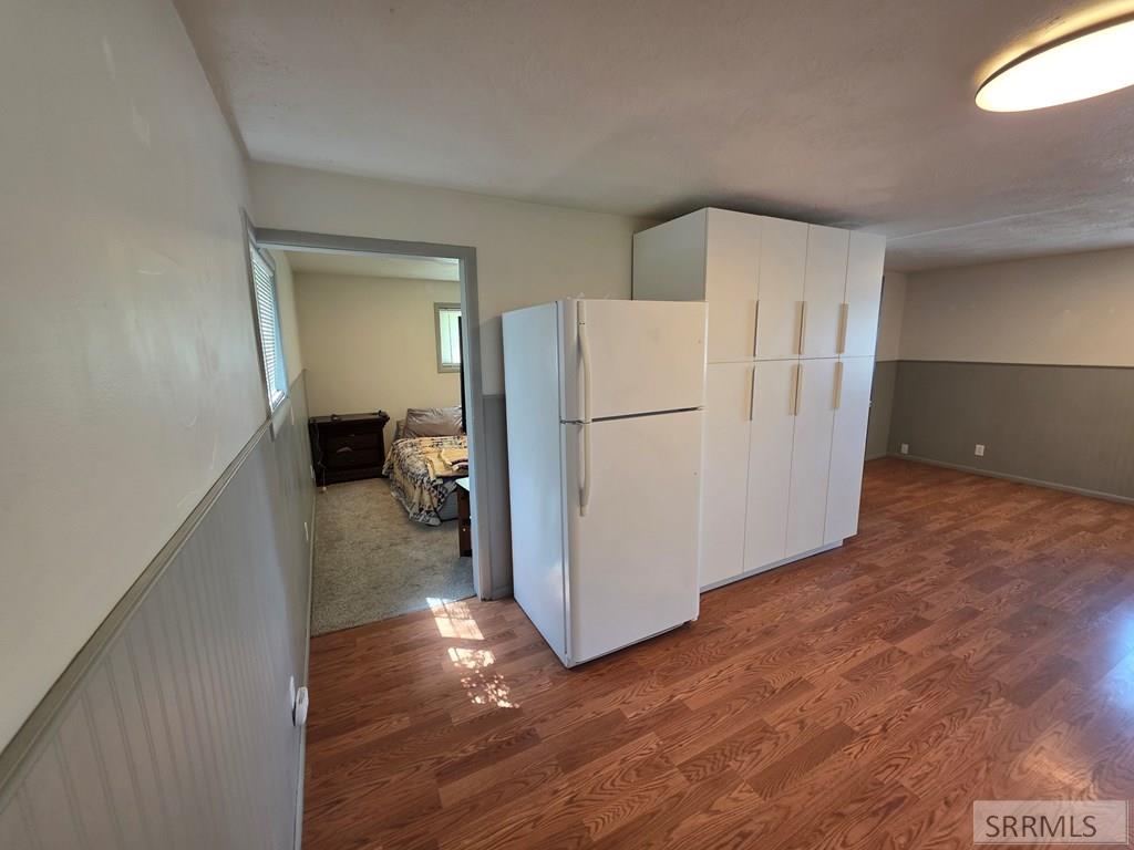 246 S 2nd E Property Photo 38