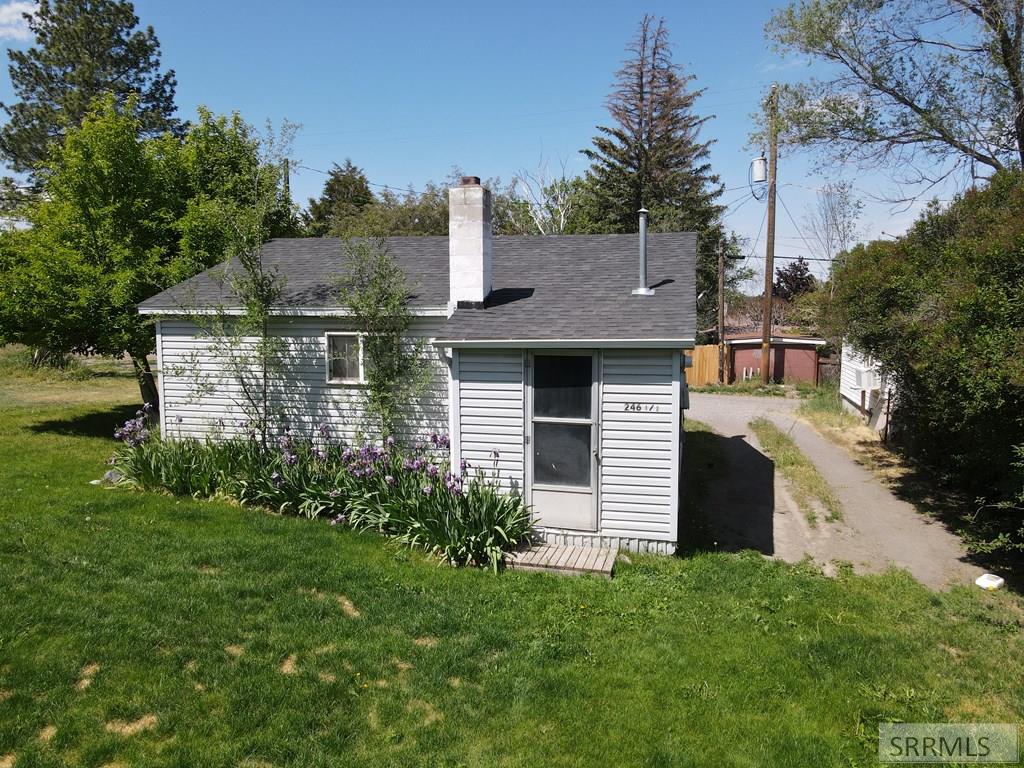 246 S 2nd E Property Photo 65
