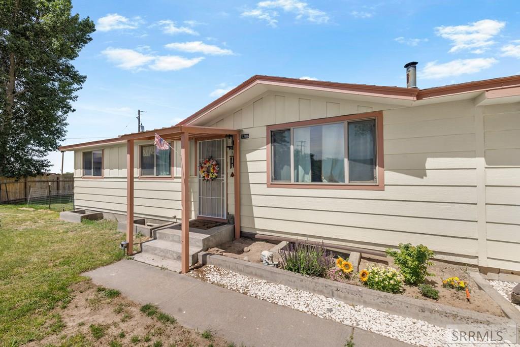 1206 N 1100 E Property Photo 7