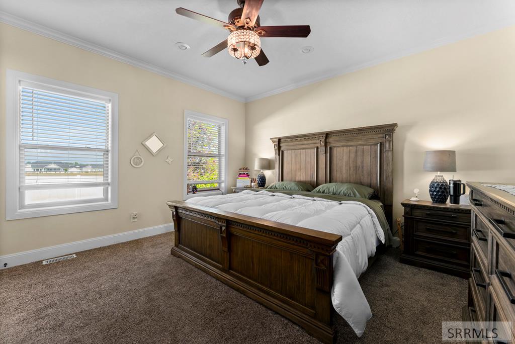 1854 Castelli Drive Property Photo 12