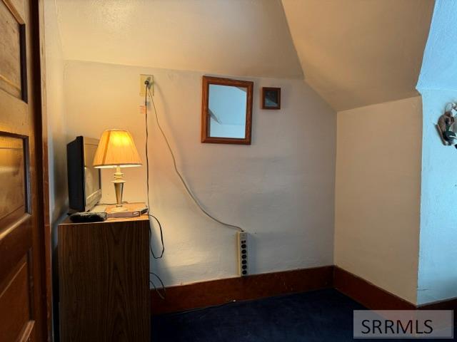 20 S 2nd W Property Photo 21