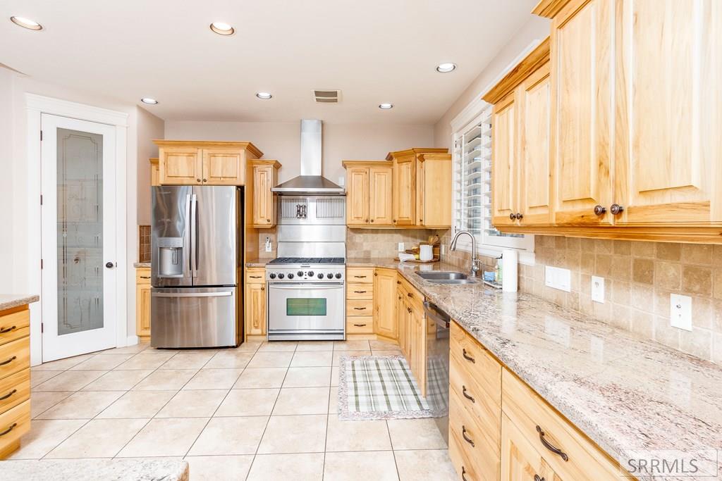 8021 Wild Horse Lane Property Photo 7
