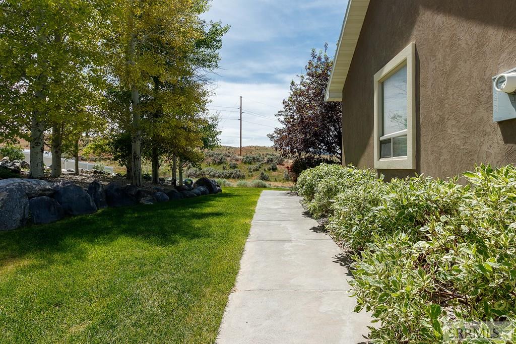 8021 Wild Horse Lane Property Photo 39