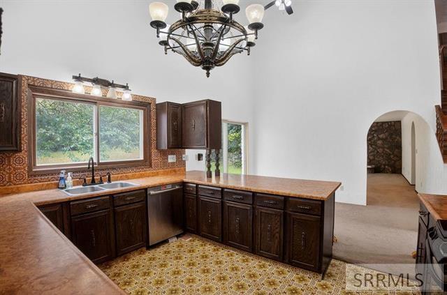 475 Rapid Creek Road Property Photo 4