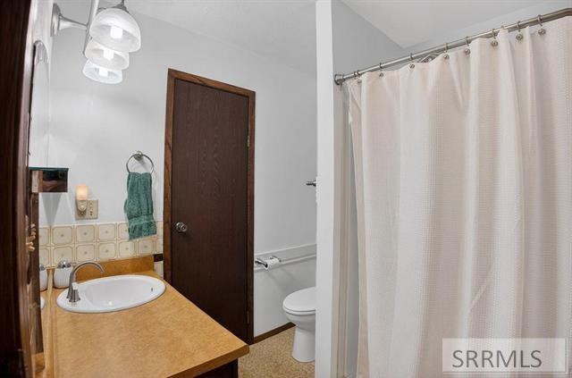 475 Rapid Creek Road Property Photo 8